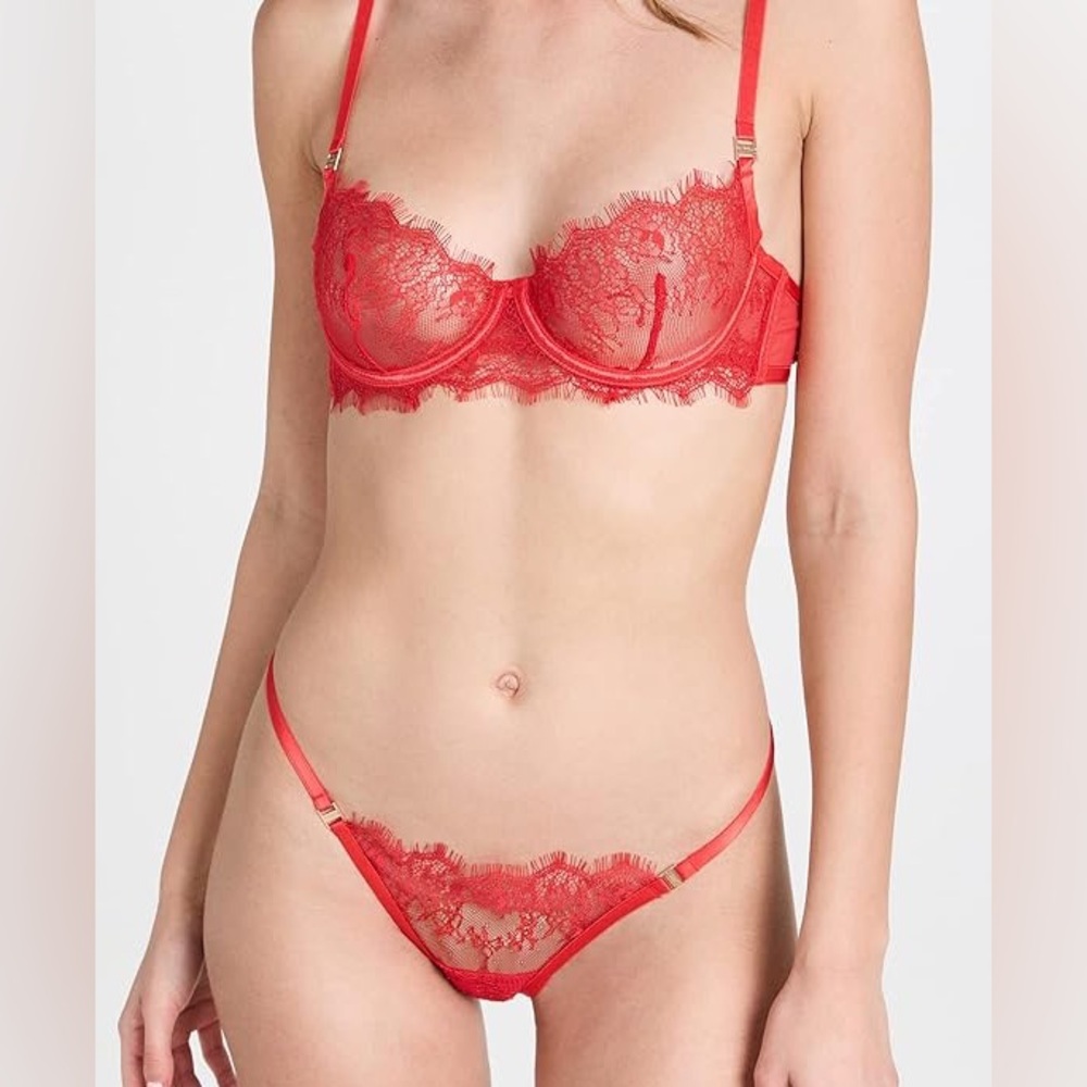 Bluebella grace set bra 32c, thong xs, cheeky xs. Tomato red